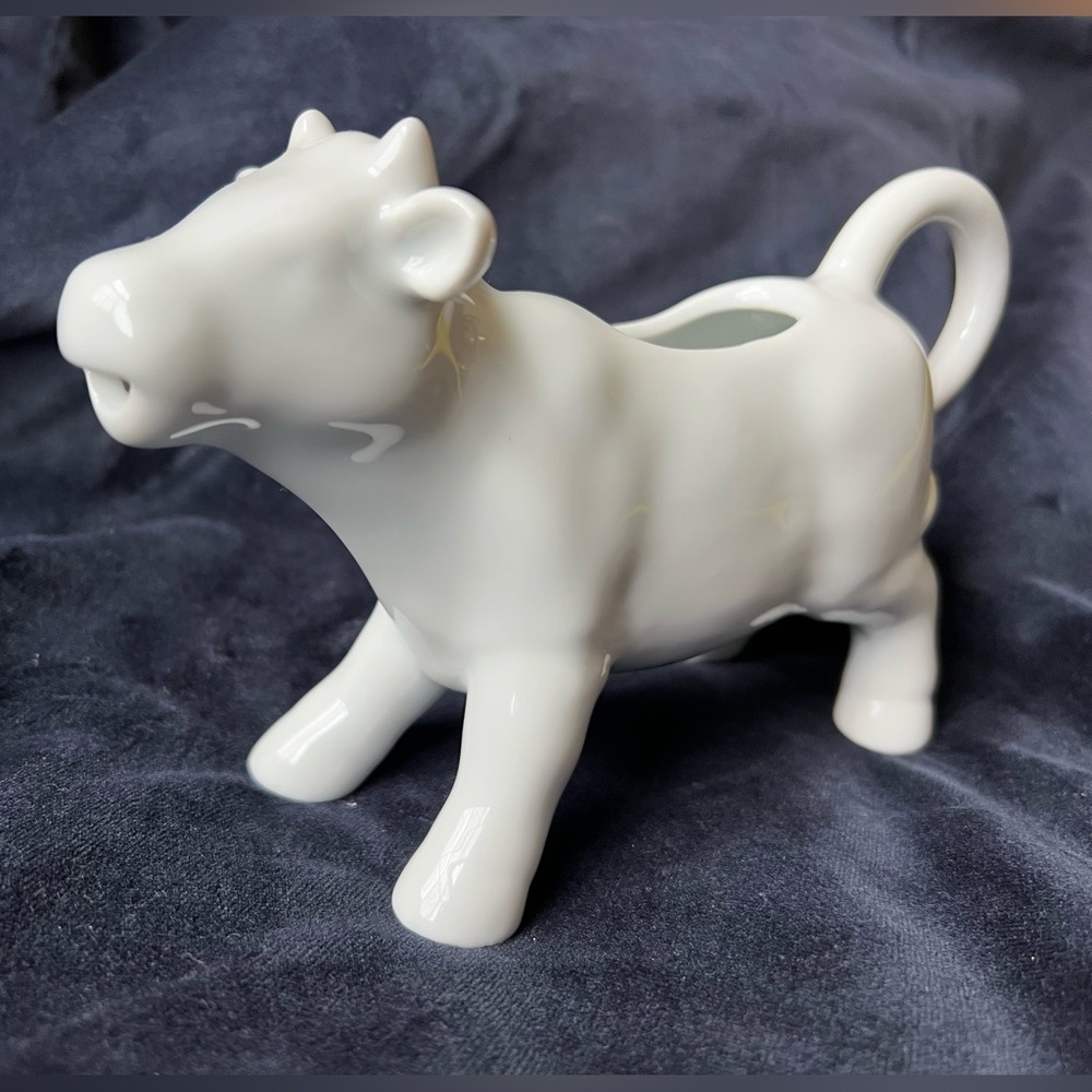 Vintage Ceramic Cow Creamer